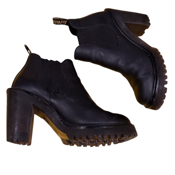 DR MARTENS CHELSEA HURSTON BLACK LEATHER LUG SOLE HEELED ANKLE BOOTS 9 - Picture 2 of 13